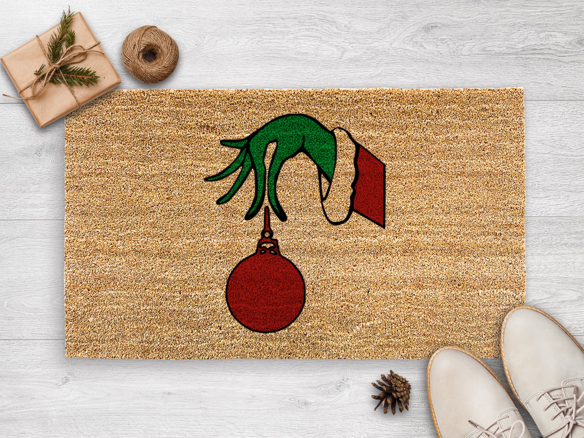 The Grinch - Festive Ball Ball - Christmas Doormat